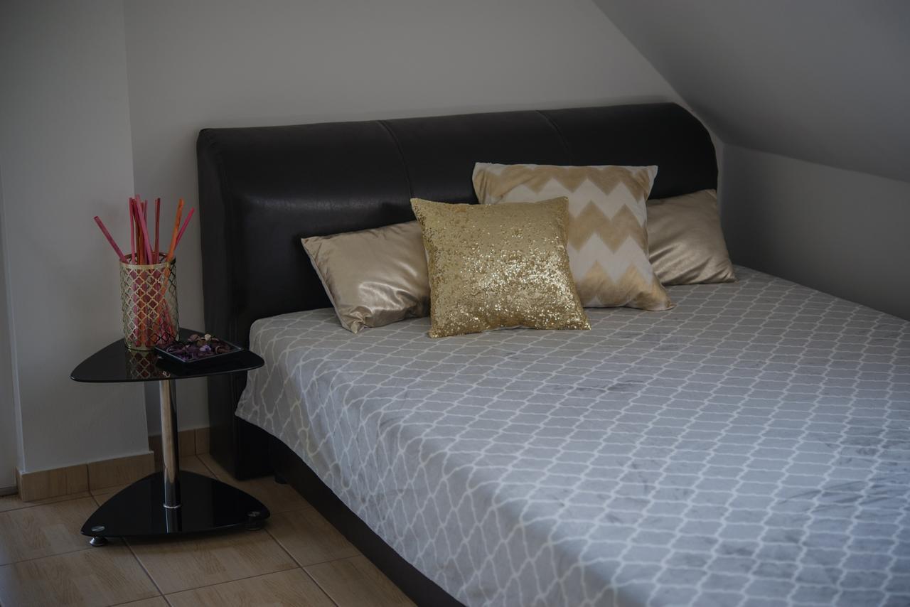 Dorothy Apartman Сиофок Екстериор снимка